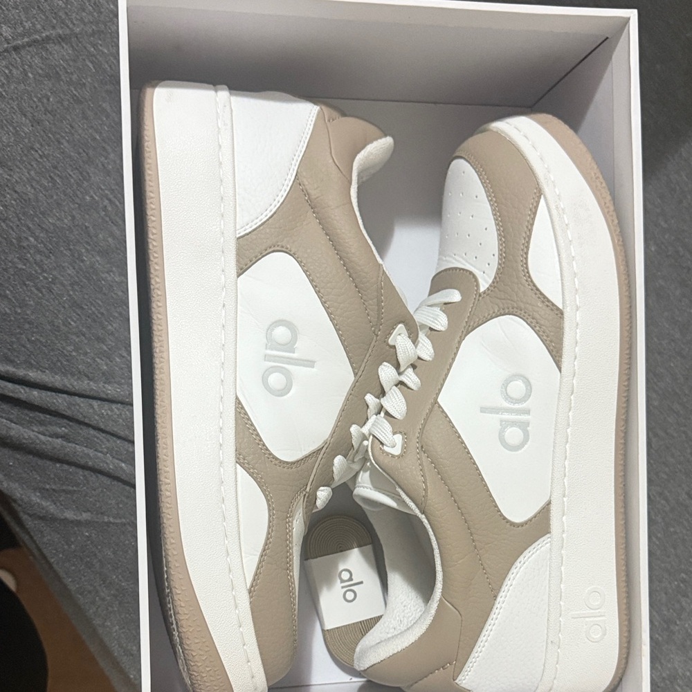 ALO Yoga Men’s Sneakers in White and Beige
